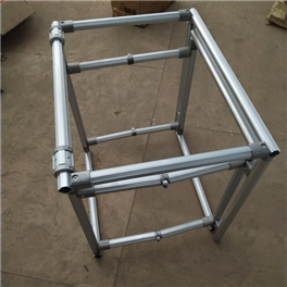 Folding table